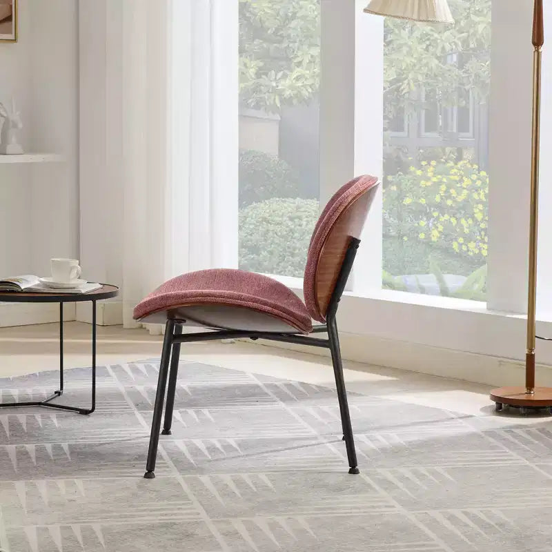 Sedia a conchiglia Mid-Century Modern con base a treppiede - Pelle nera e finitura noce