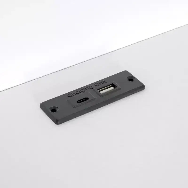 Letto a giorno gemello a L con letto estraibile, mensole a libreria e porta USB