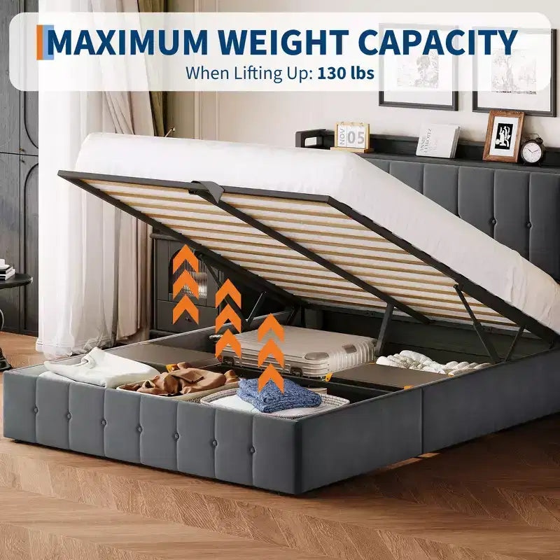 Letto contenitore sollevabile full-size con struttura rivestita in velluto e vano portaoggetti nella testiera