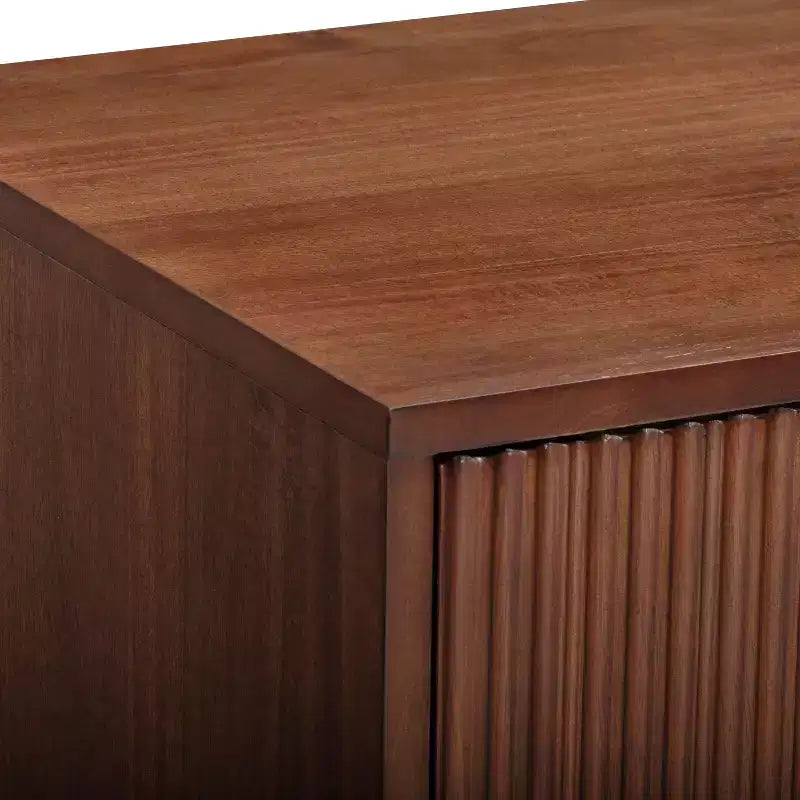 Cassettiera Moderna Bohemien a 4 Cassetti con Legno Massello e Frontali Scanalati
