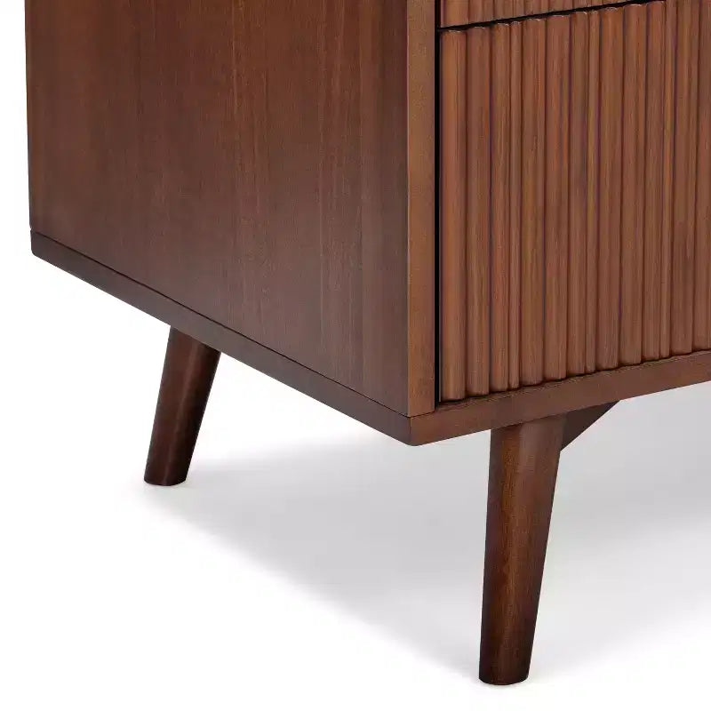 Cassettiera Moderna Bohemien a 4 Cassetti con Legno Massello e Frontali Scanalati