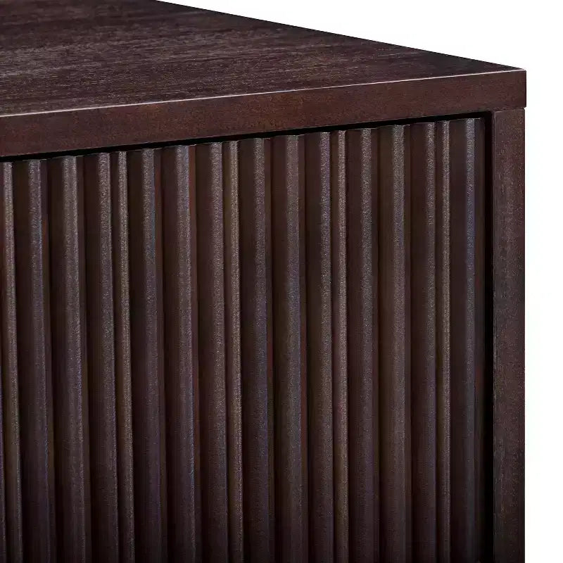 Cassettiera Moderna Bohemien a 4 Cassetti con Legno Massello e Frontali Scanalati