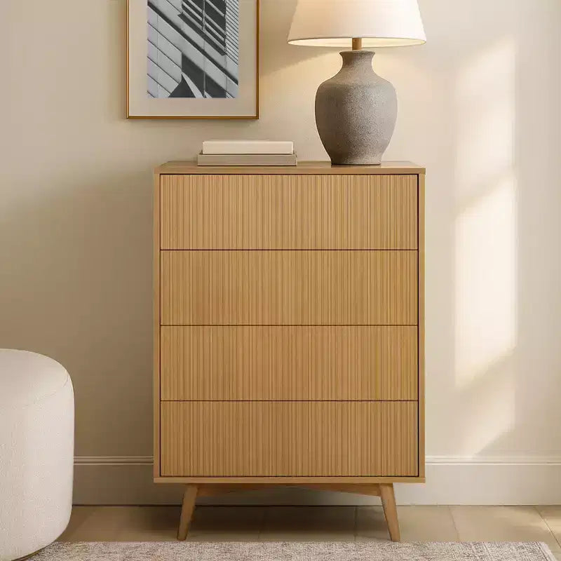 Cassettiera Moderna Bohemien a 4 Cassetti con Legno Massello e Frontali Scanalati